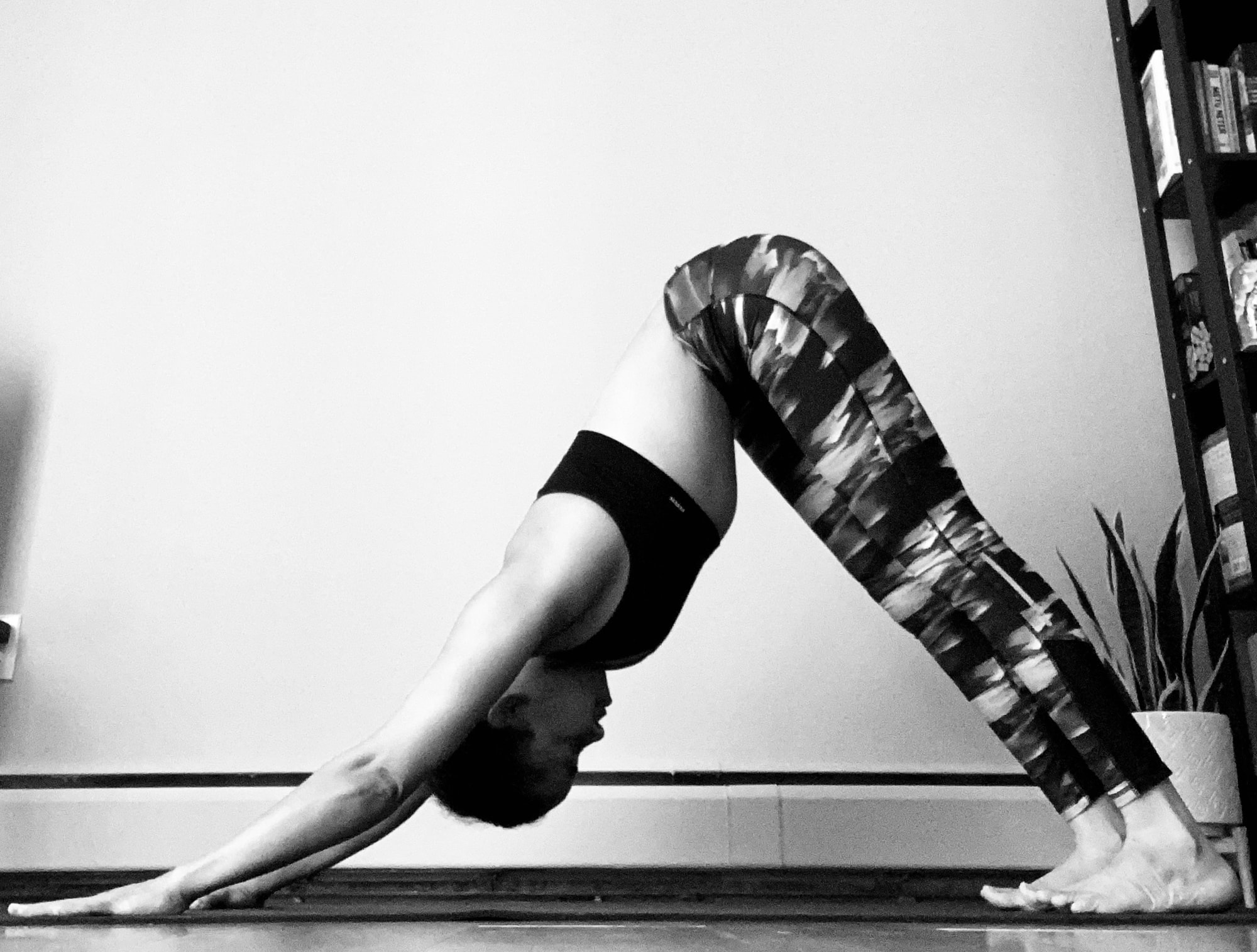 Yoga Art 13 Print. Graphikasana, Yoga sequence, Relaxing pose, black a –  GRAPHIKASANA
