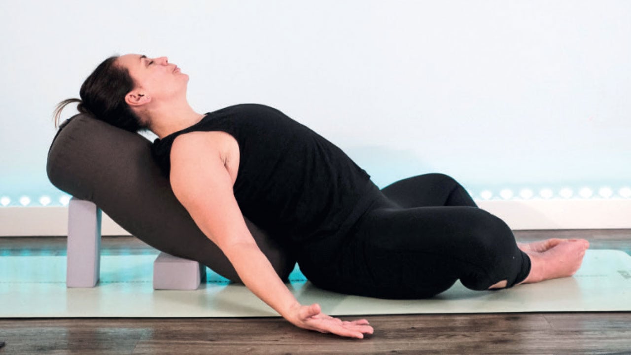 Prenatal Yin Yoga | Gentle + Slow | Second + Third Trimester - YouTube