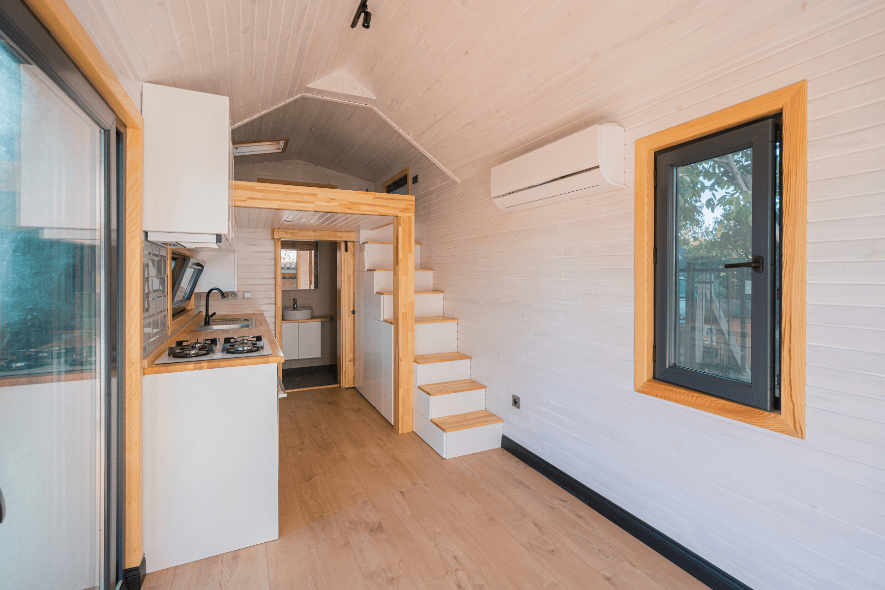 8 Tips for Cooking in a Tiny Home Kitchen