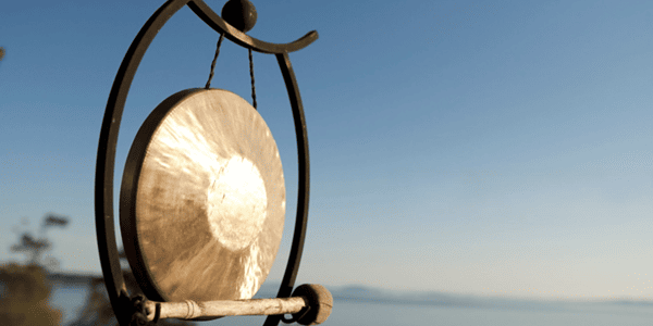 Resonance of Gongs