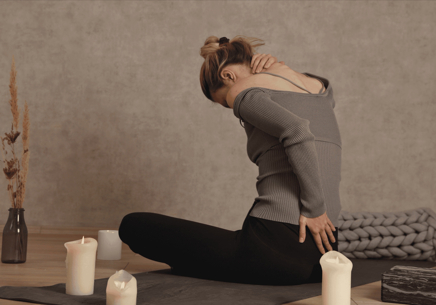 Yoga and Mindfulness: A Calm Approach to Pain Management