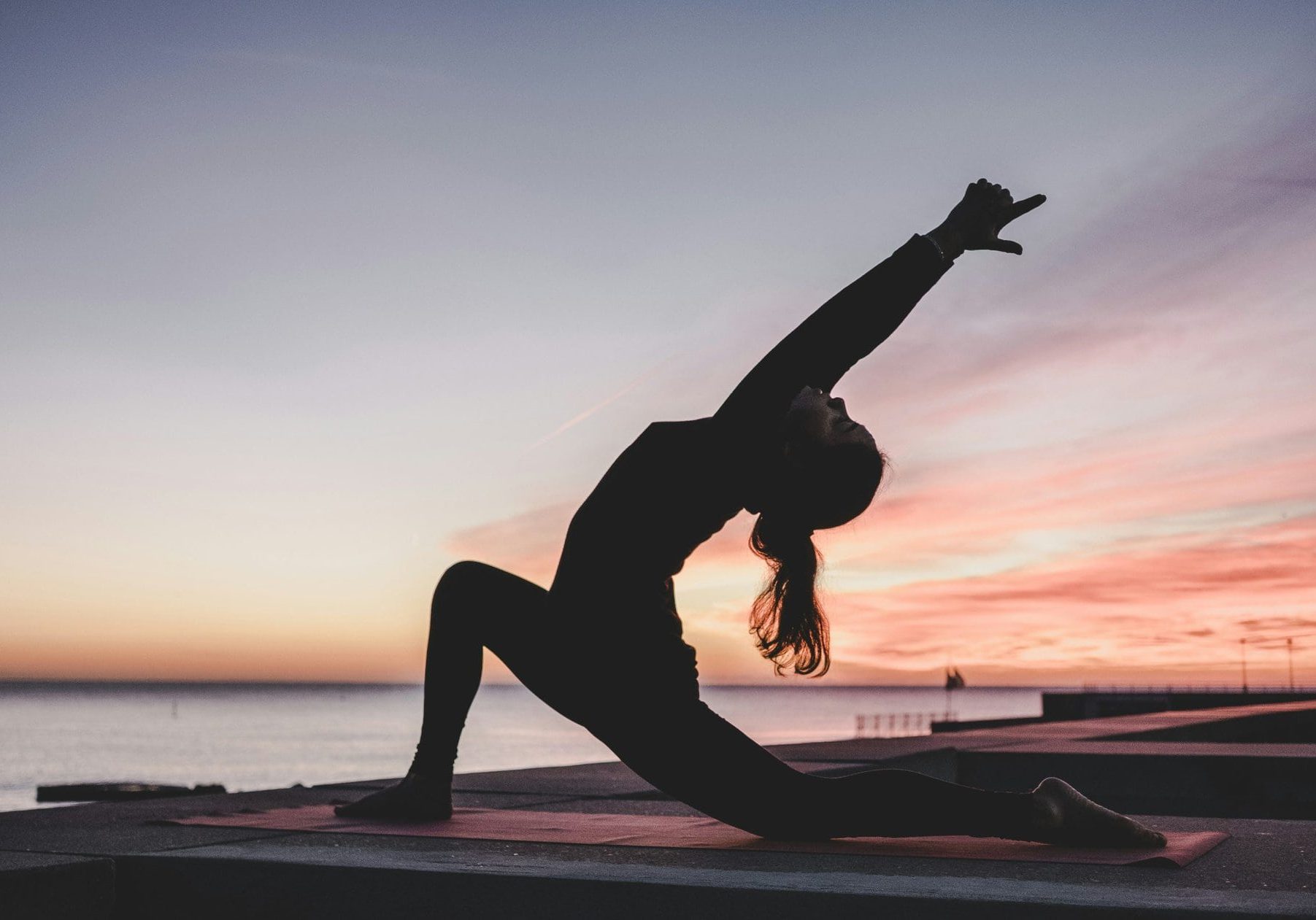 6 Ways Yoga and Meditation Can Radiate Your Skin