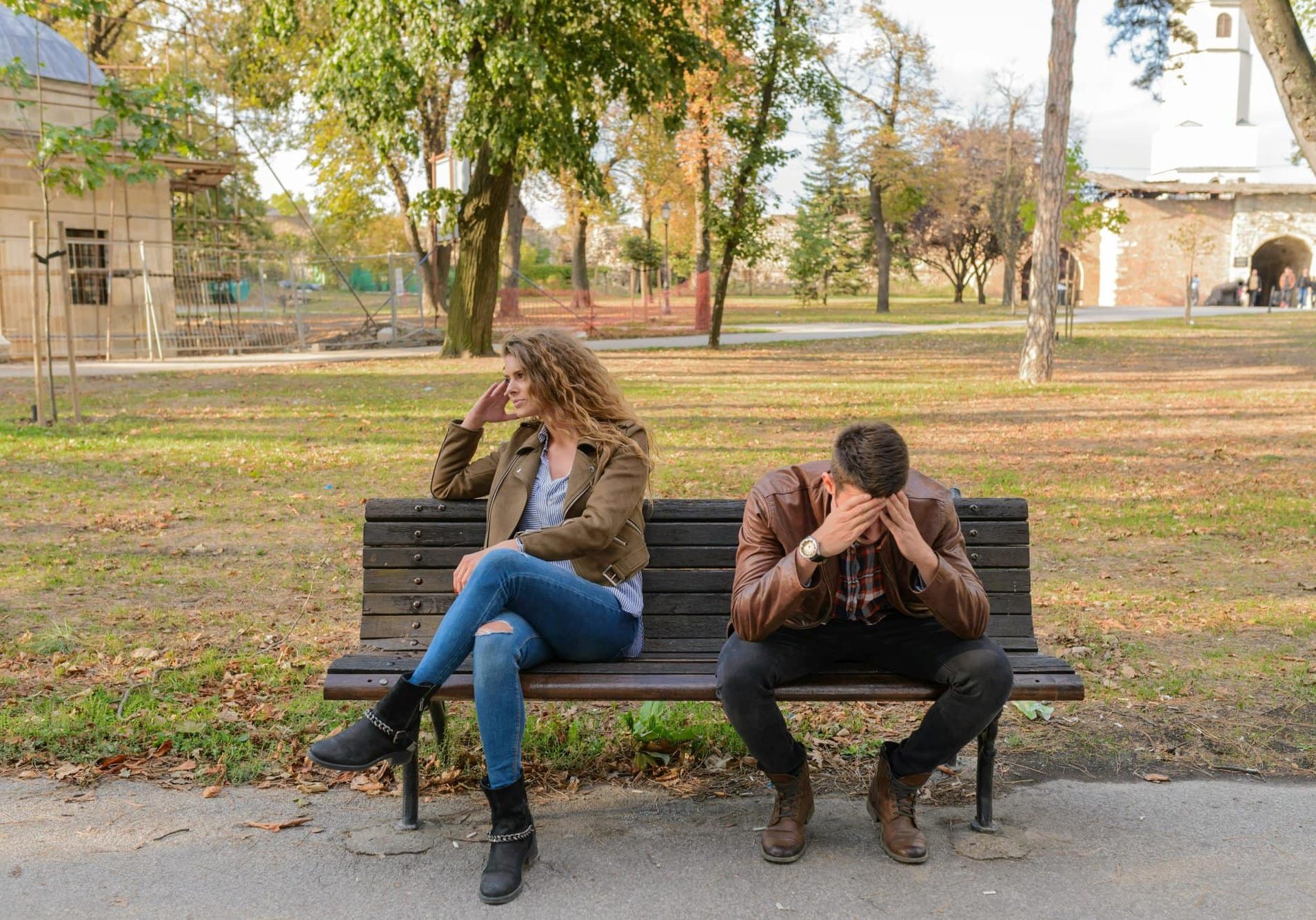 How to Identify and Manage Relationship Anxiety